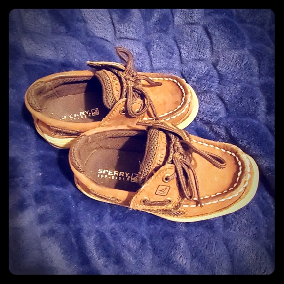 Sperry Boat Shoes - Picture 1 of 4